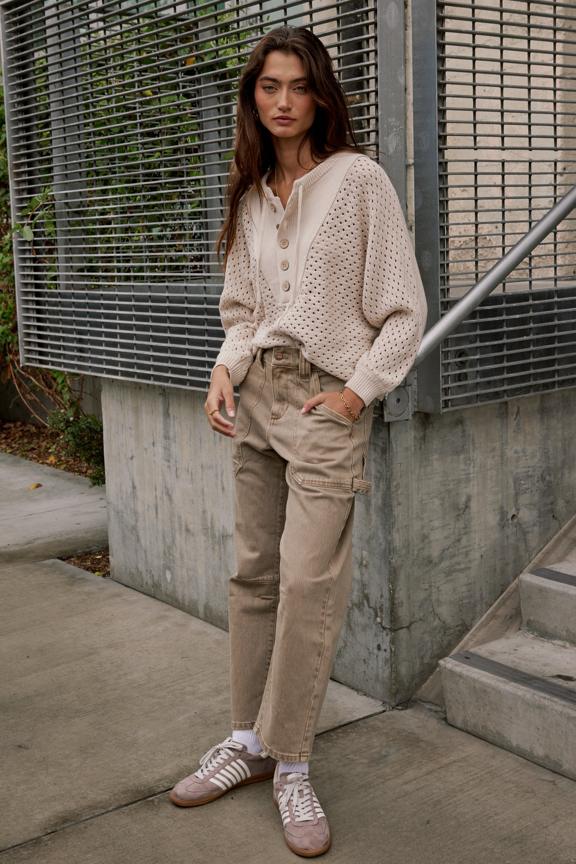 Scottie Barrel Jeans in Tan