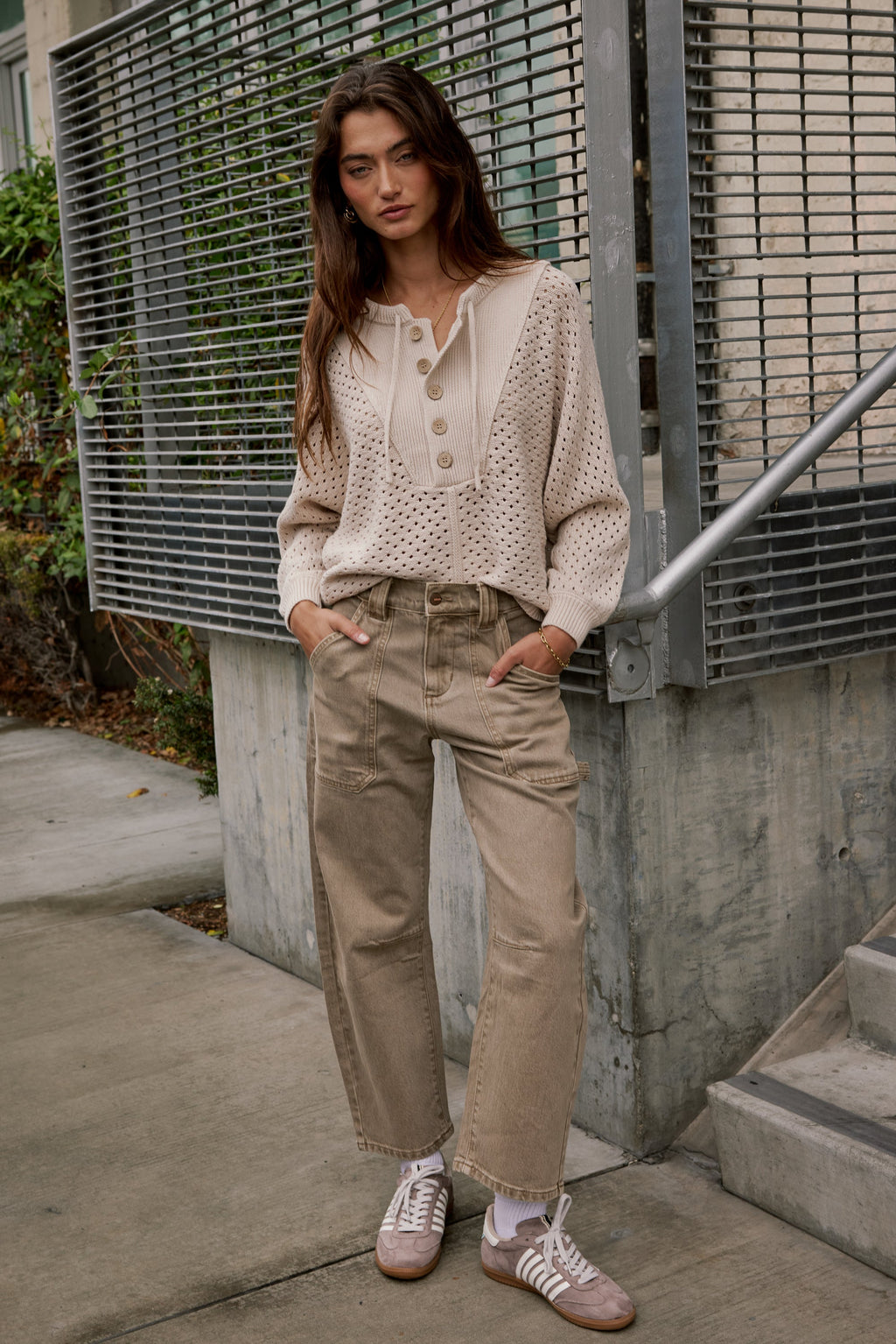 Scottie Barrel Jeans in Tan