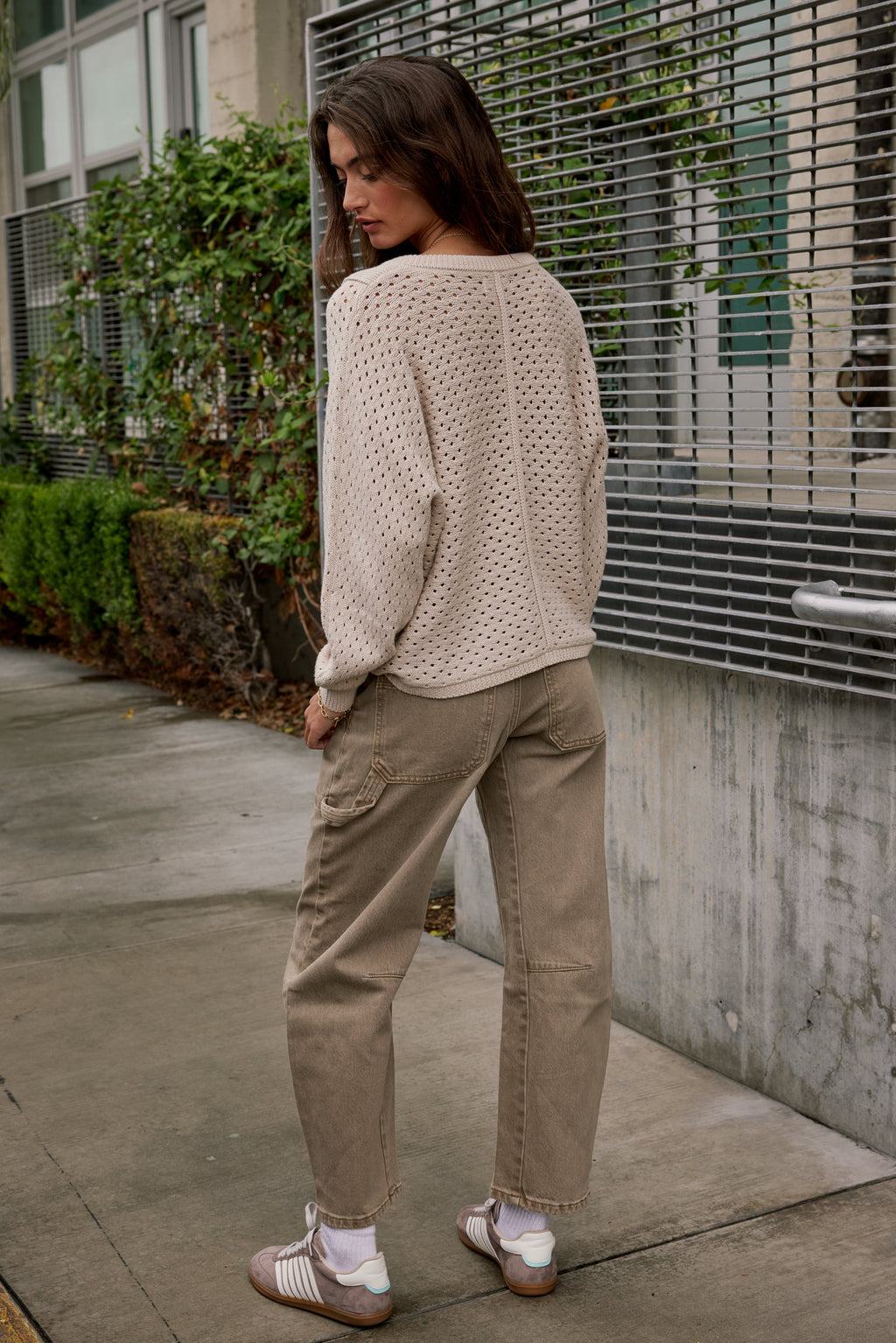 Scottie Barrel Jeans in Tan