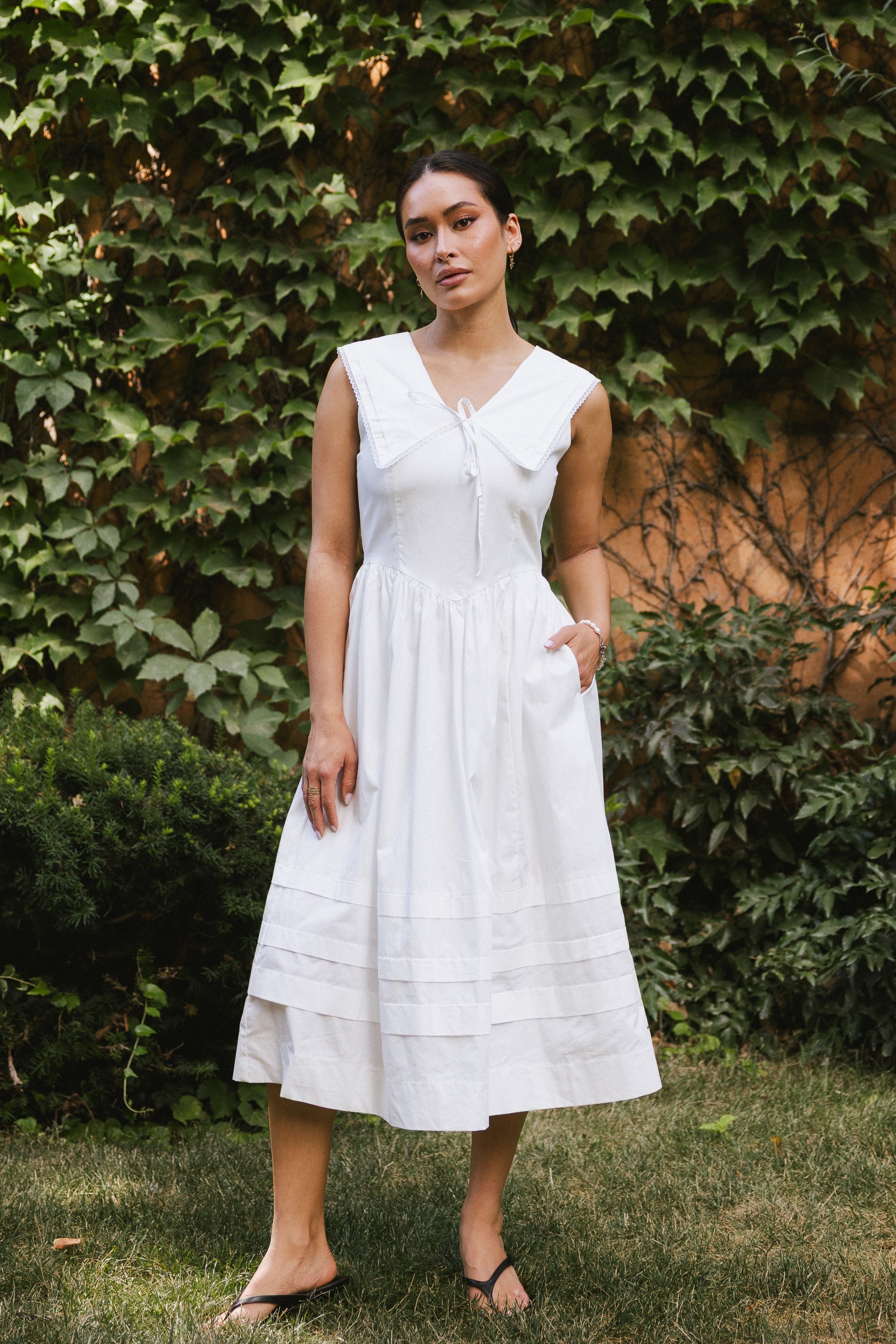 Louie Collared Midi Dress in White