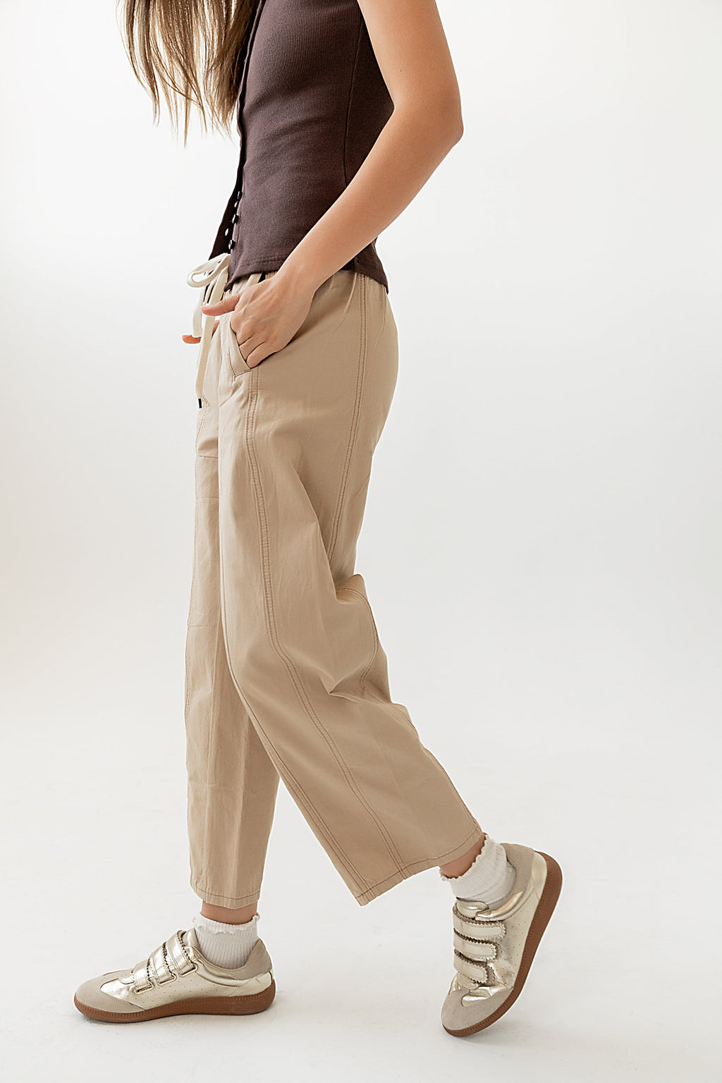 Khai Cropped Pants in Tan