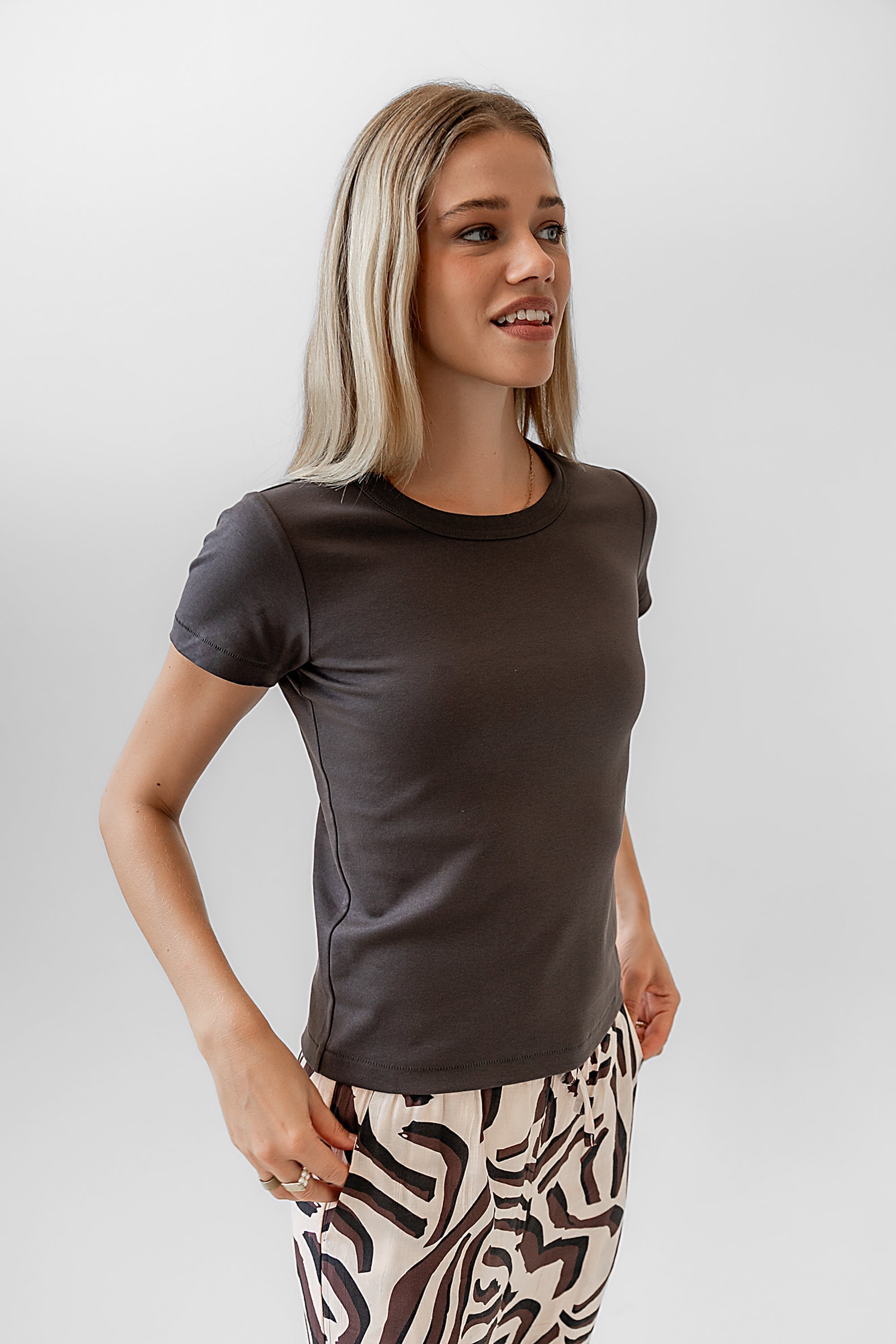 Mckenna T-Shirt in Charcoal